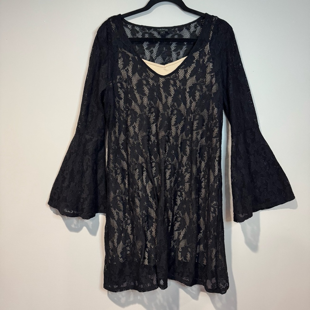 Indication By Eci Black Floral Lace Bell Sleeve Lined Shift Dress Whimsigoth L